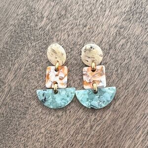 Multicolored earrings